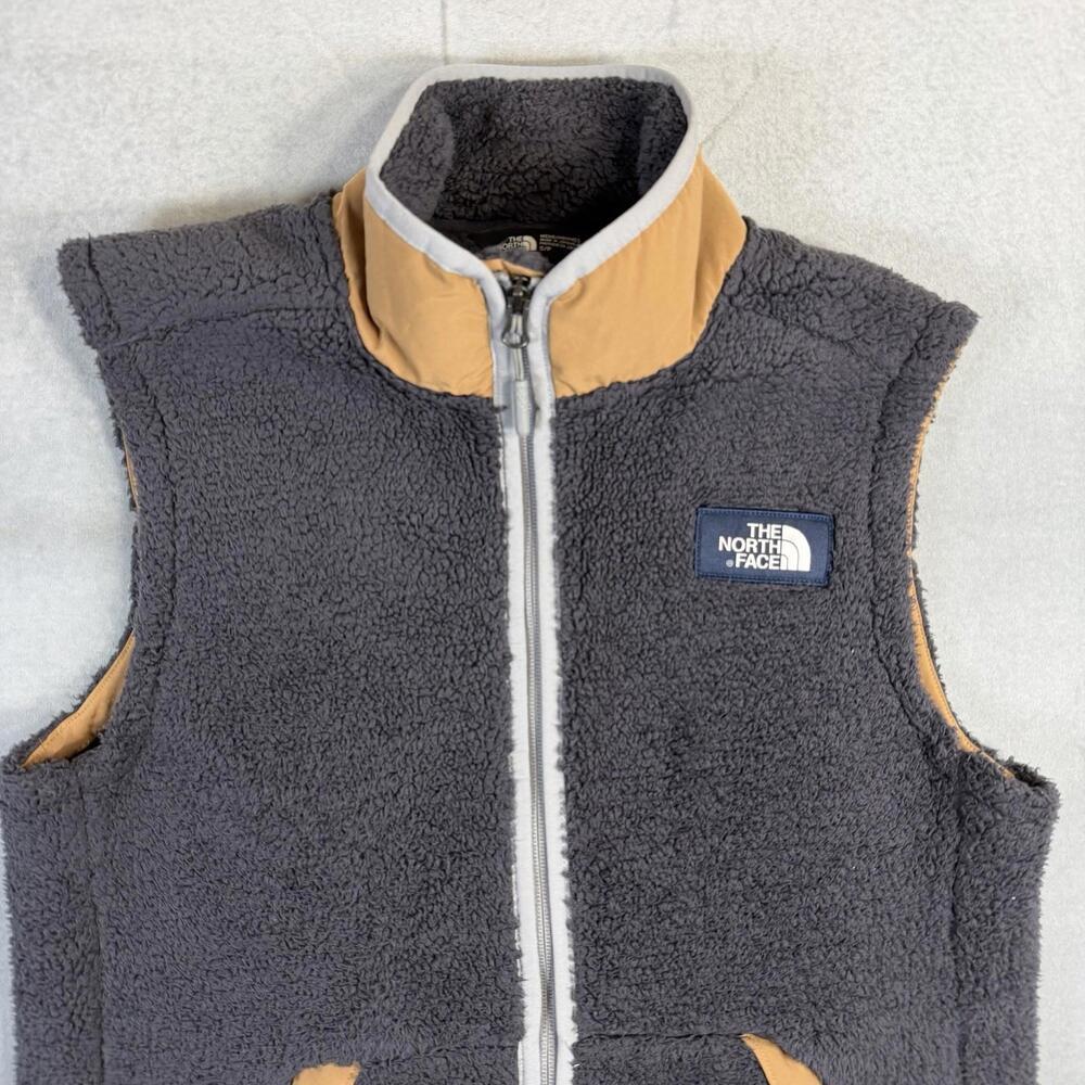 The North Face Campshire Vest Mens Small Gray Full Zip Deep Pile Outdoors Sherpa - Picture 2 of 7